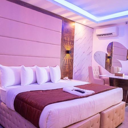 Presken Hotels Ikoyi Лагос Экстерьер фото