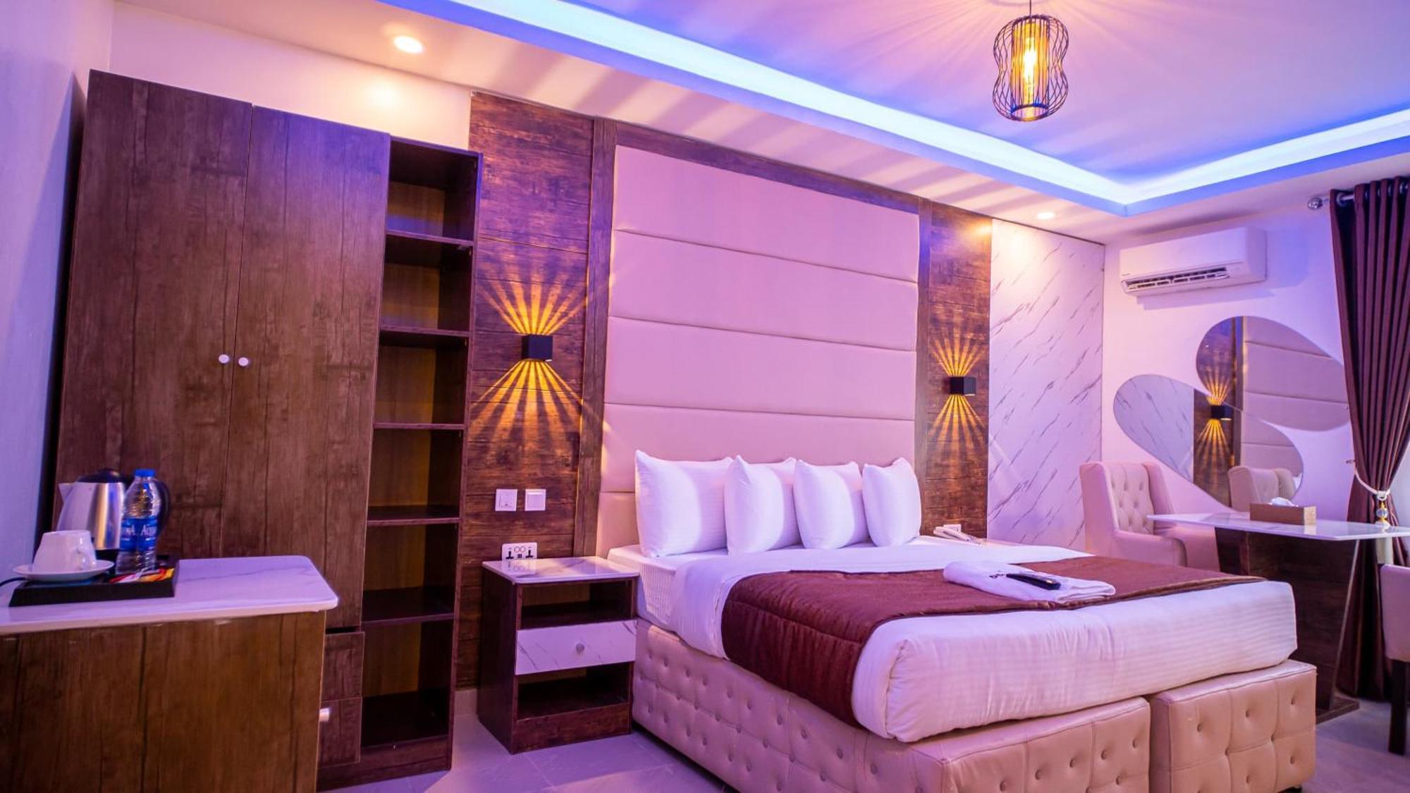 Presken Hotels Ikoyi Лагос Экстерьер фото